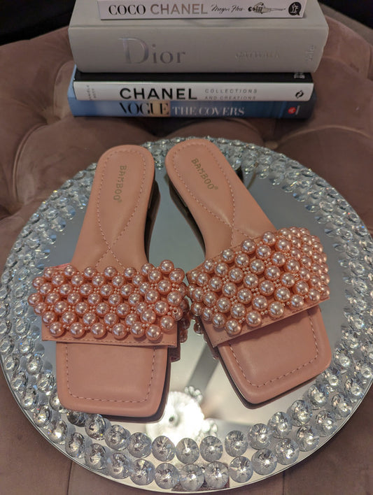 Lady Beads Pink Pearl Sandals